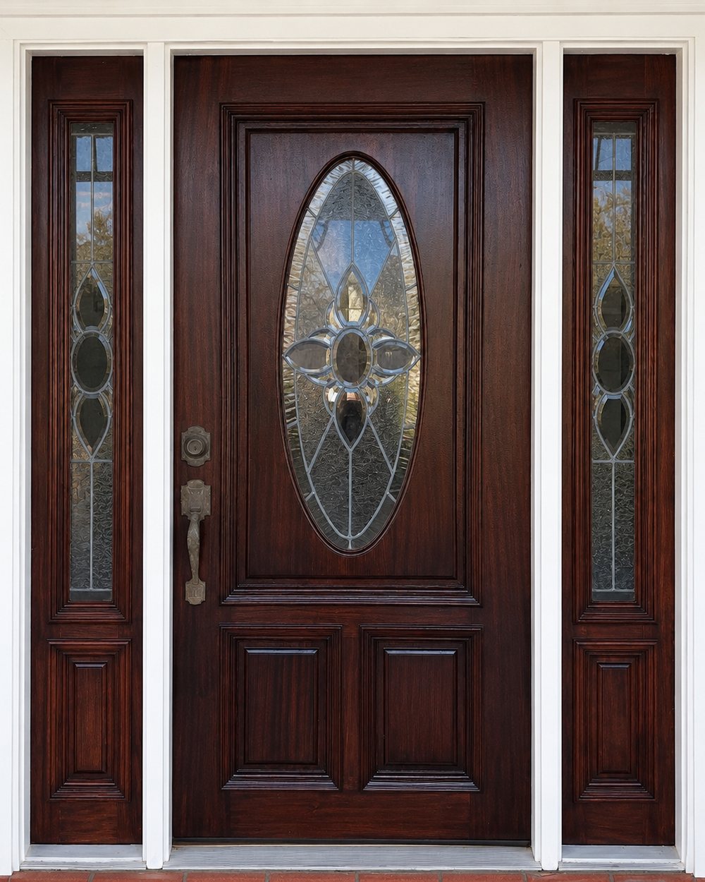 Oval-glass entry with sidelights — after refinishing